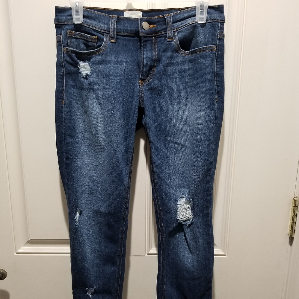 id : 23 Women's Blue Jeans 27x28